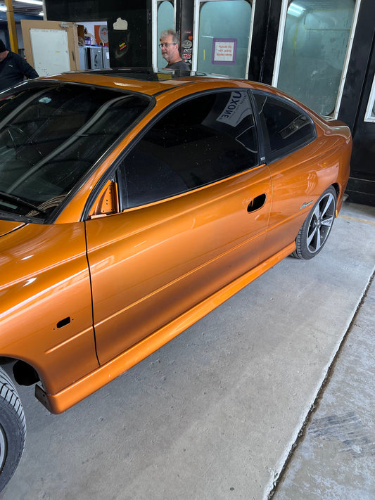 Holden Monaro – Tiger Mica Blend Respray (LH Front Door)