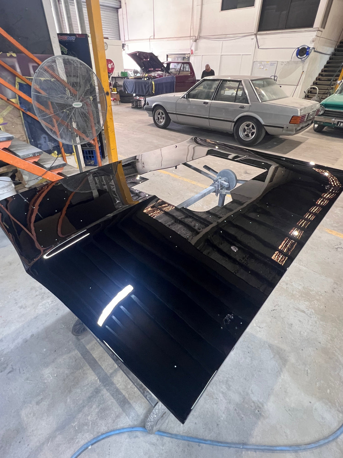 Dodge Charger HEMI Fibreglass Bonnet – Custom Fit & Show Finish